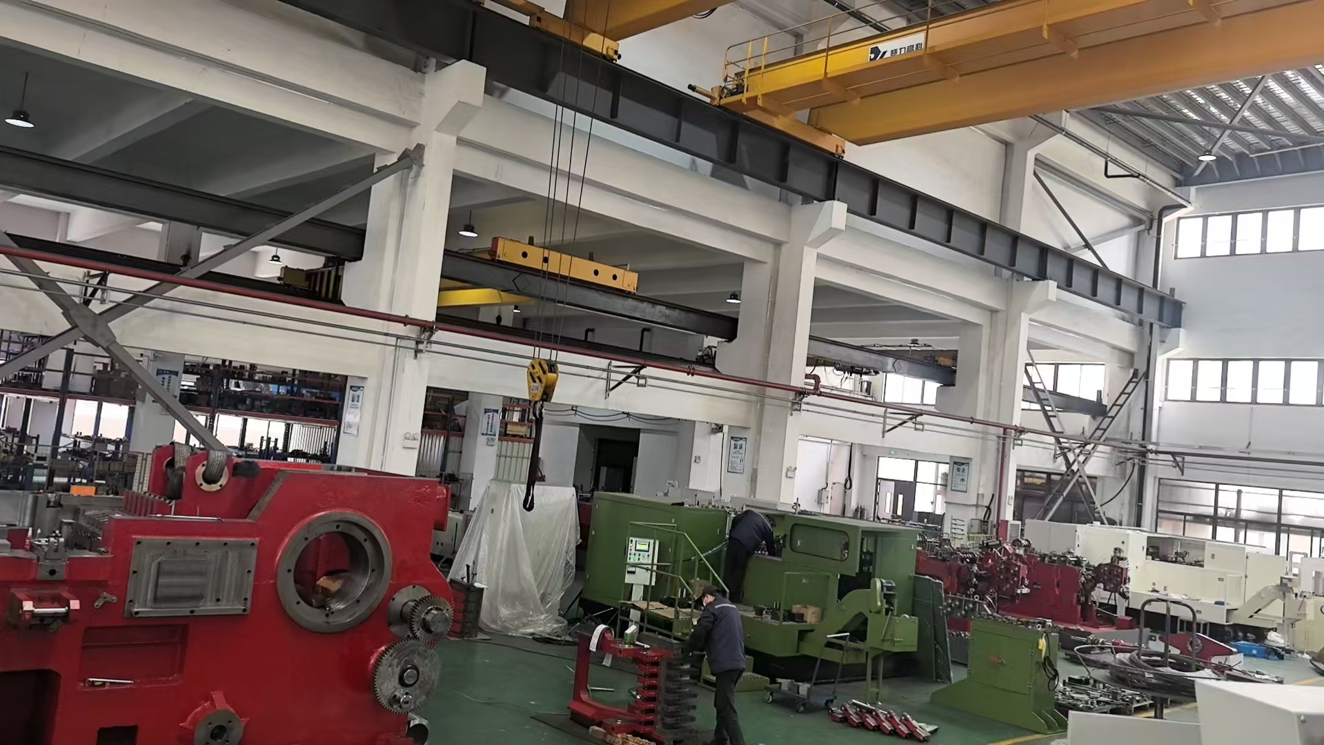 5 Die 5 Blow Full Automatic Multi Station Cold Heading Machine Make M12-M16